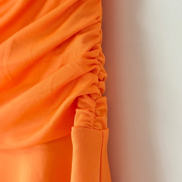 NWOT | THATSSOFETCH ORANGE STRAPLESS STRETCH RUCHED AVEDA MINI DRESS SIZE 6 - Picture 4 of 7